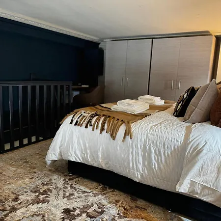 Apartamento Manhattan-style Chic Loft, Sleeps 5, Heart Of *