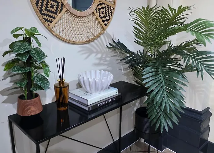 Manhattan-style Chic Loft, Sleeps 4, Heart Of *